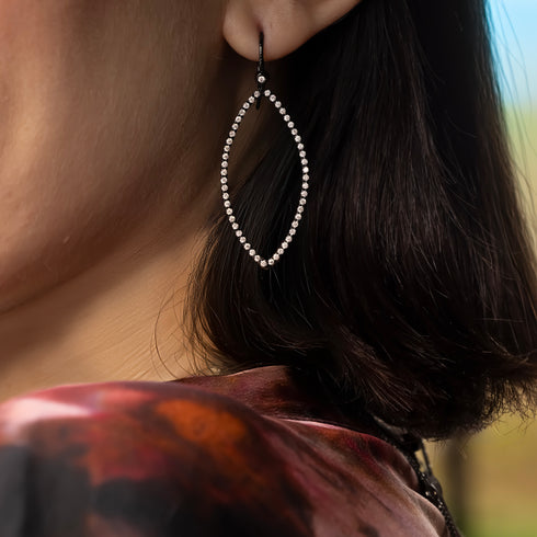 white diamond, black gold sis.<br>blue-black (hot!) pairing available by special order <span class='visuallyhidden'>Call, text 323-404-2959 for shop help.</span>